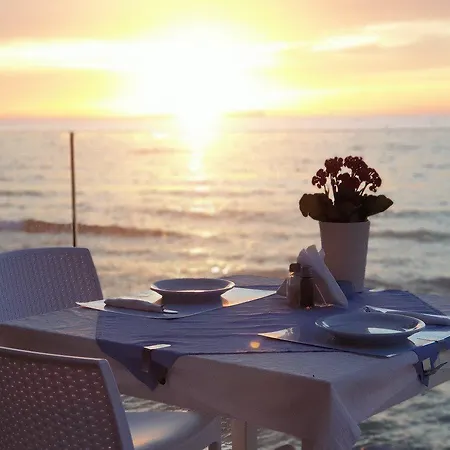 Thalassi 3*