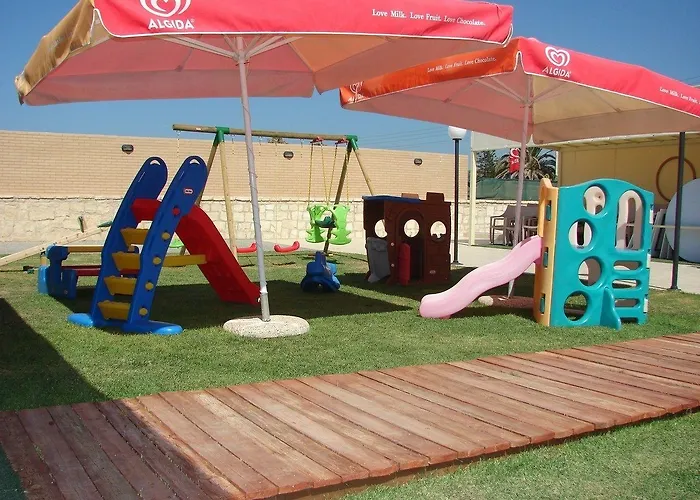 Готель Thalassi Ретимно (Крит)